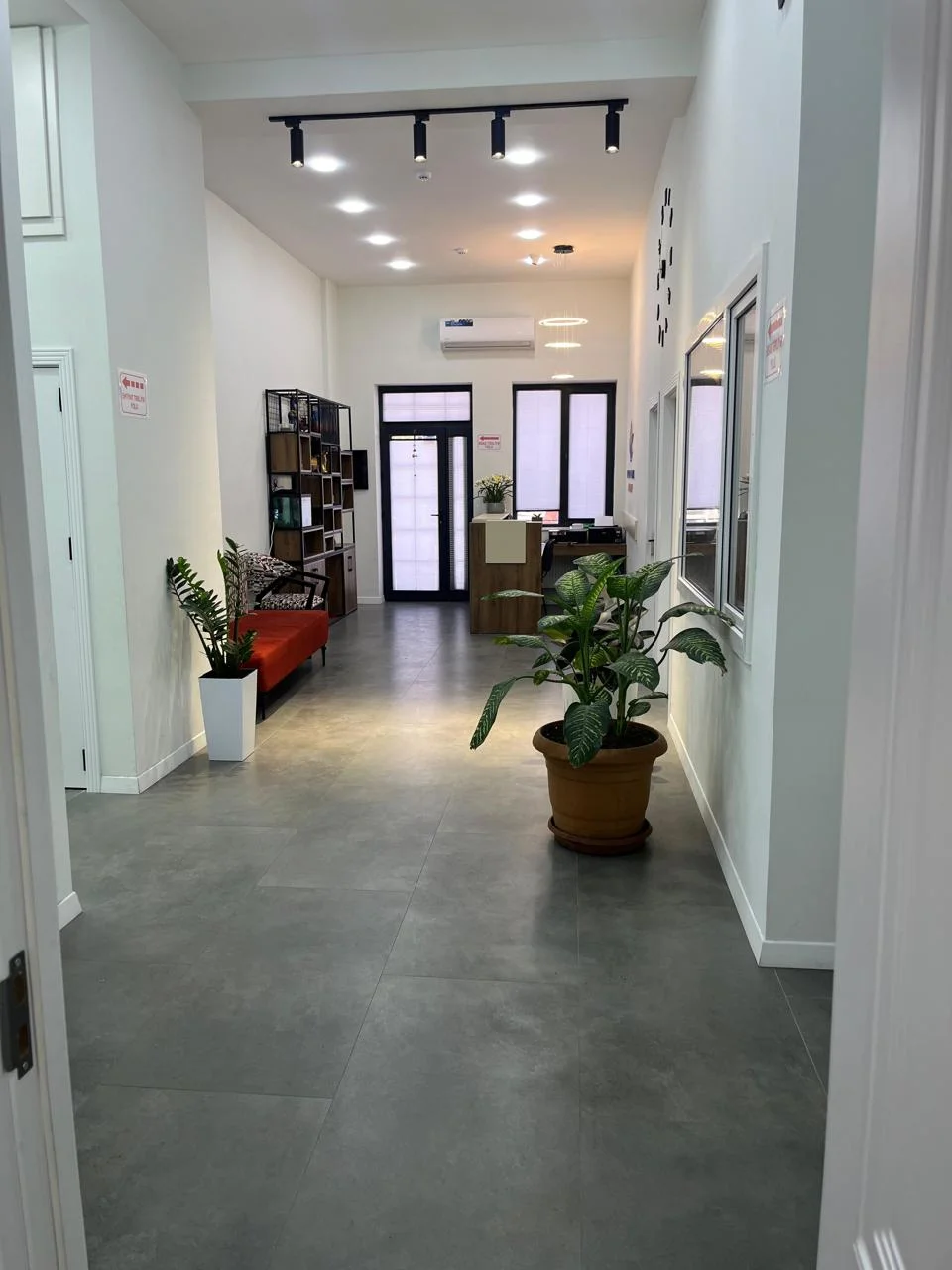 İcarəyə verilir obyekt 265 m²