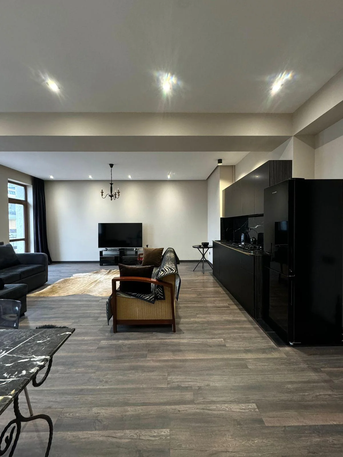 Kirayə 2 otaqlı Mənzil 100 m² Nəsimi r. – şəkil 4