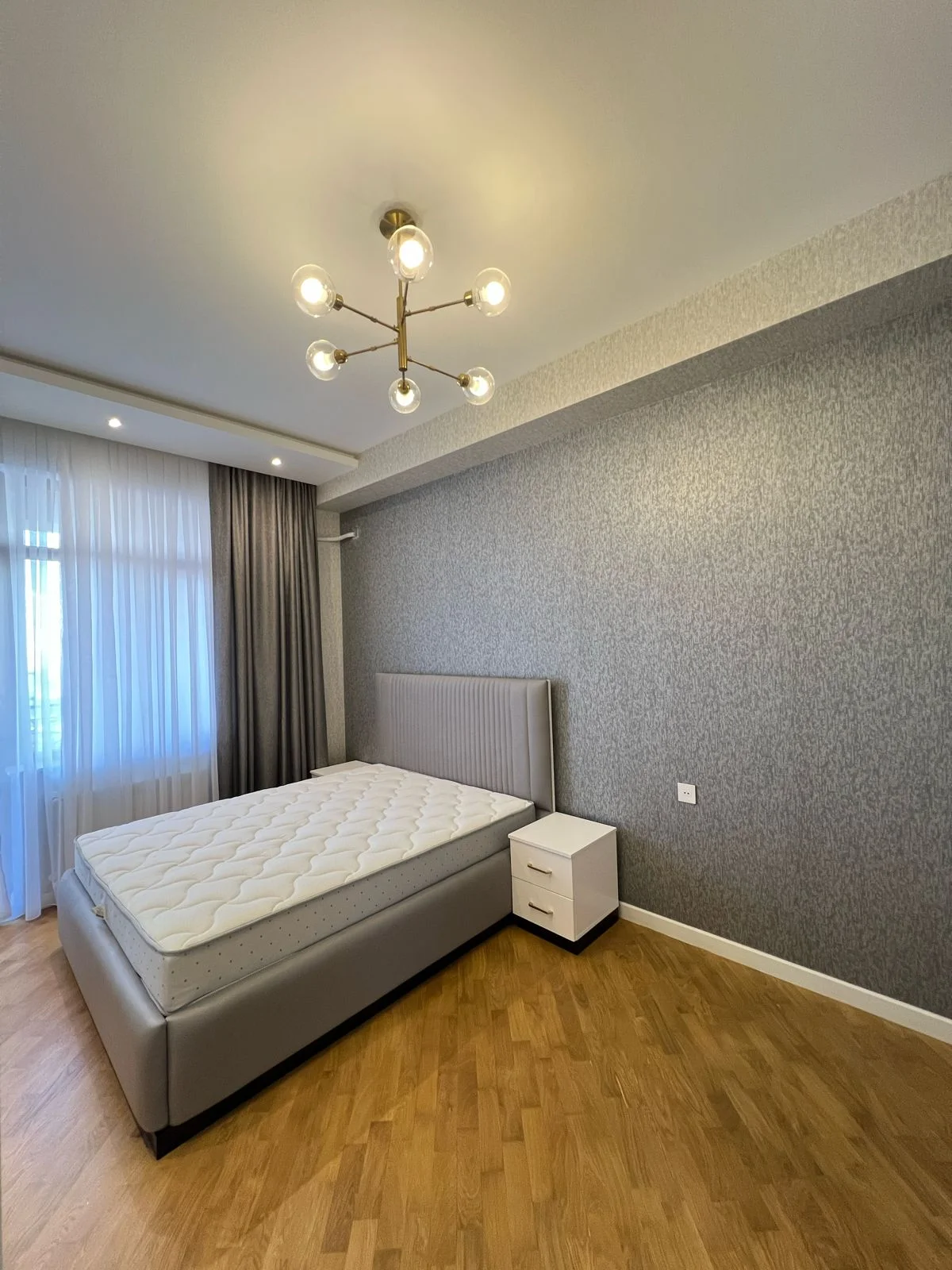 Kirayə 3 otaqlı Mənzil 120 m² Nəsimi r.