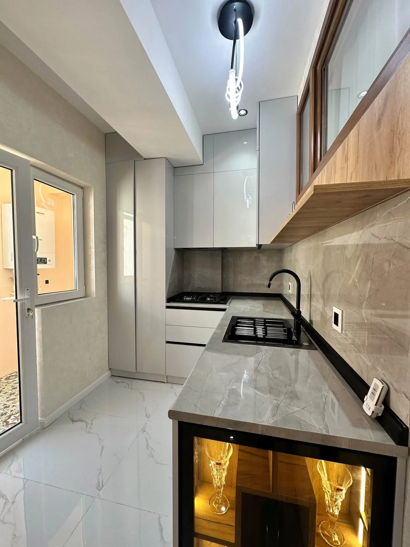 Satılır 2 otaqlı Mənzil 65 m² Xətai r.