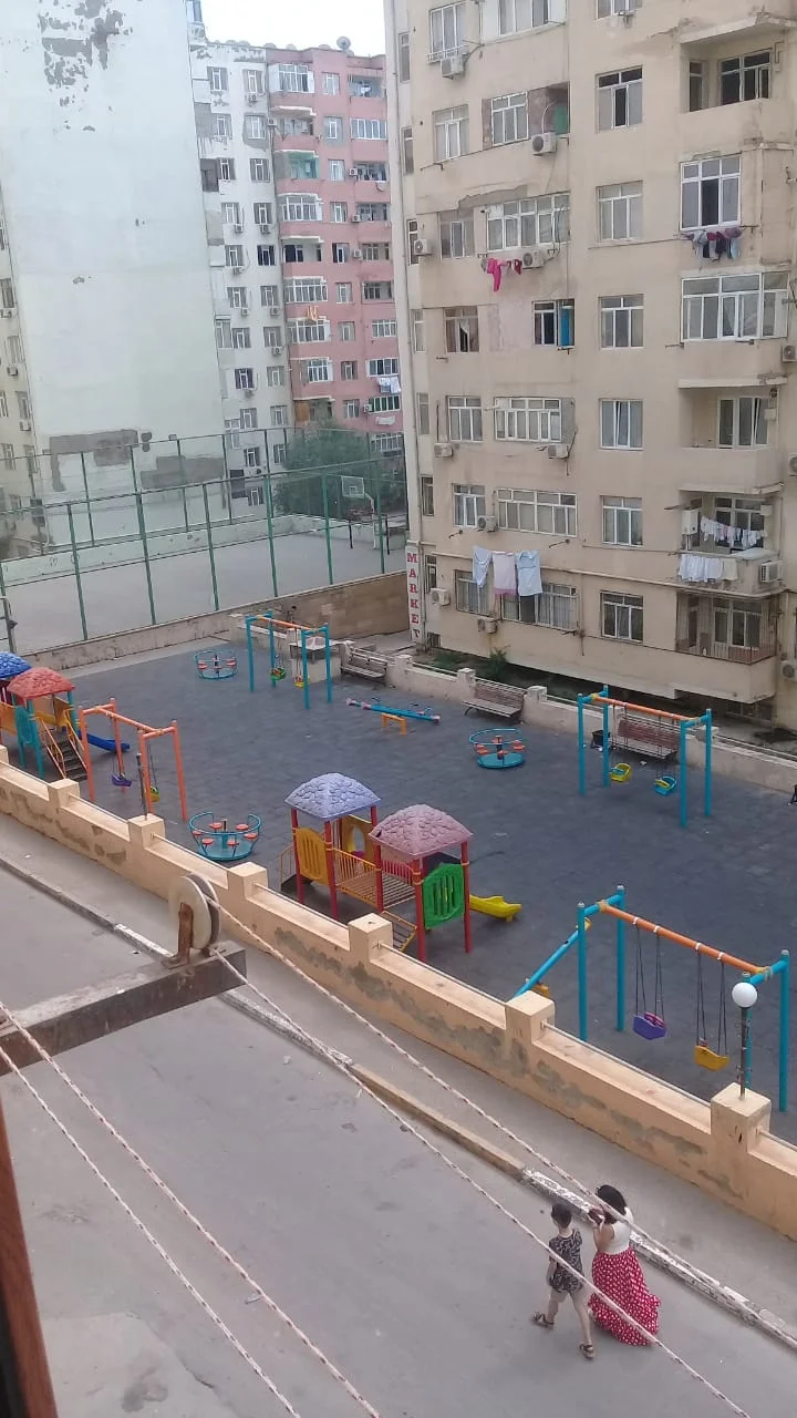 Satılır 3 otaqlı Mənzil 85 m² Abşeron r.