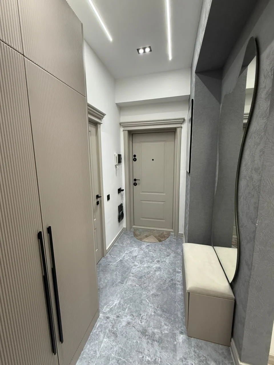 Kirayə 2 otaqlı Mənzil 70 m² Xətai r.