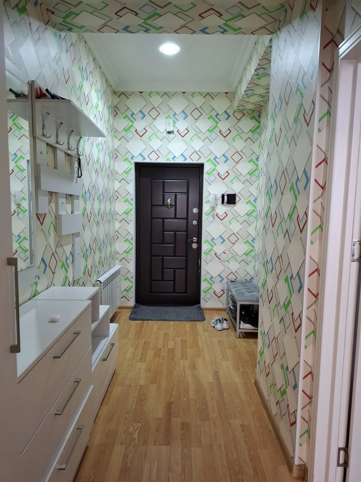 Kirayə 2 otaqlı Mənzil 70 m² Nizami r.