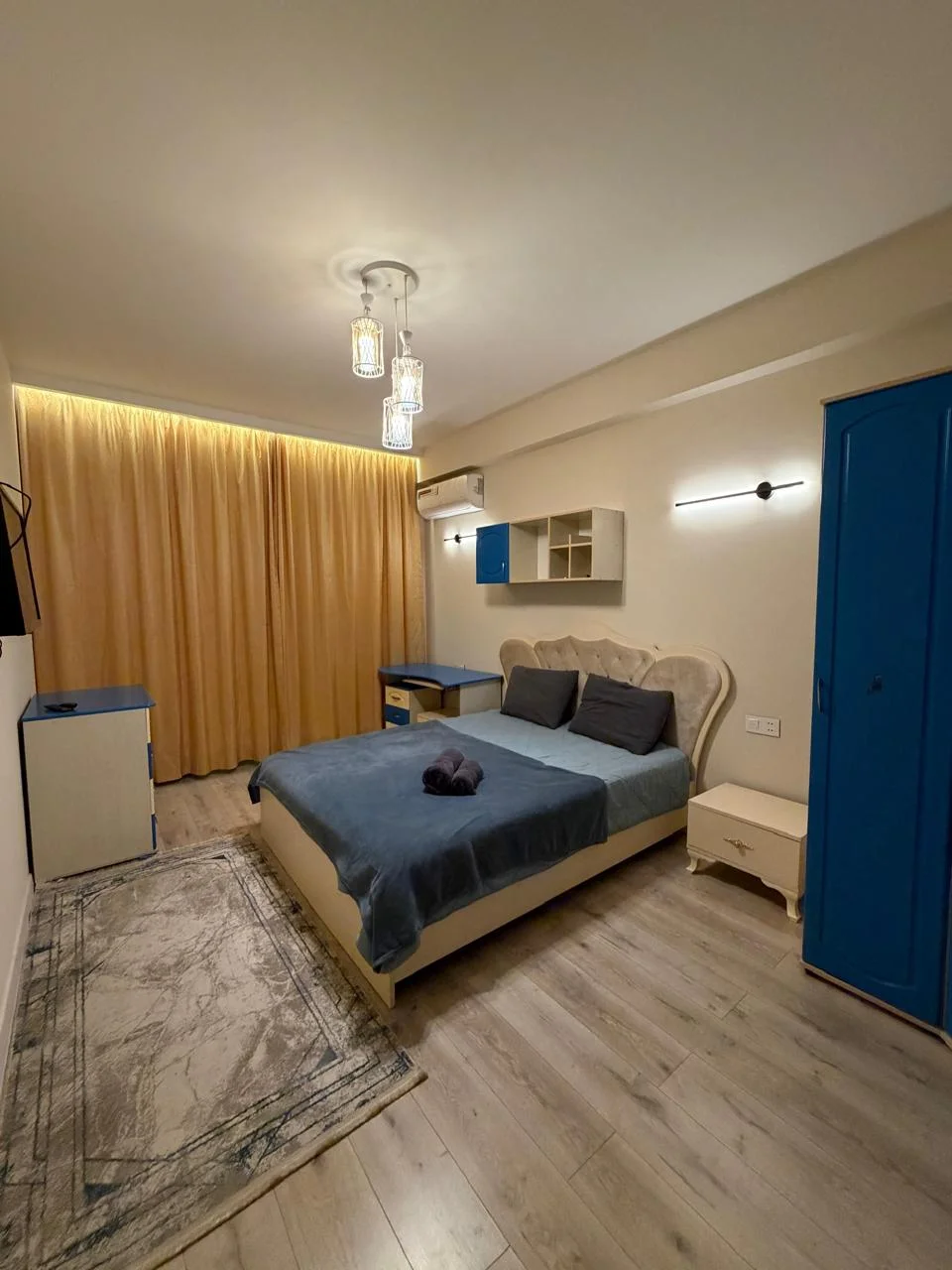 Kirayə 3 otaqlı Mənzil 120 m² Xətai r.