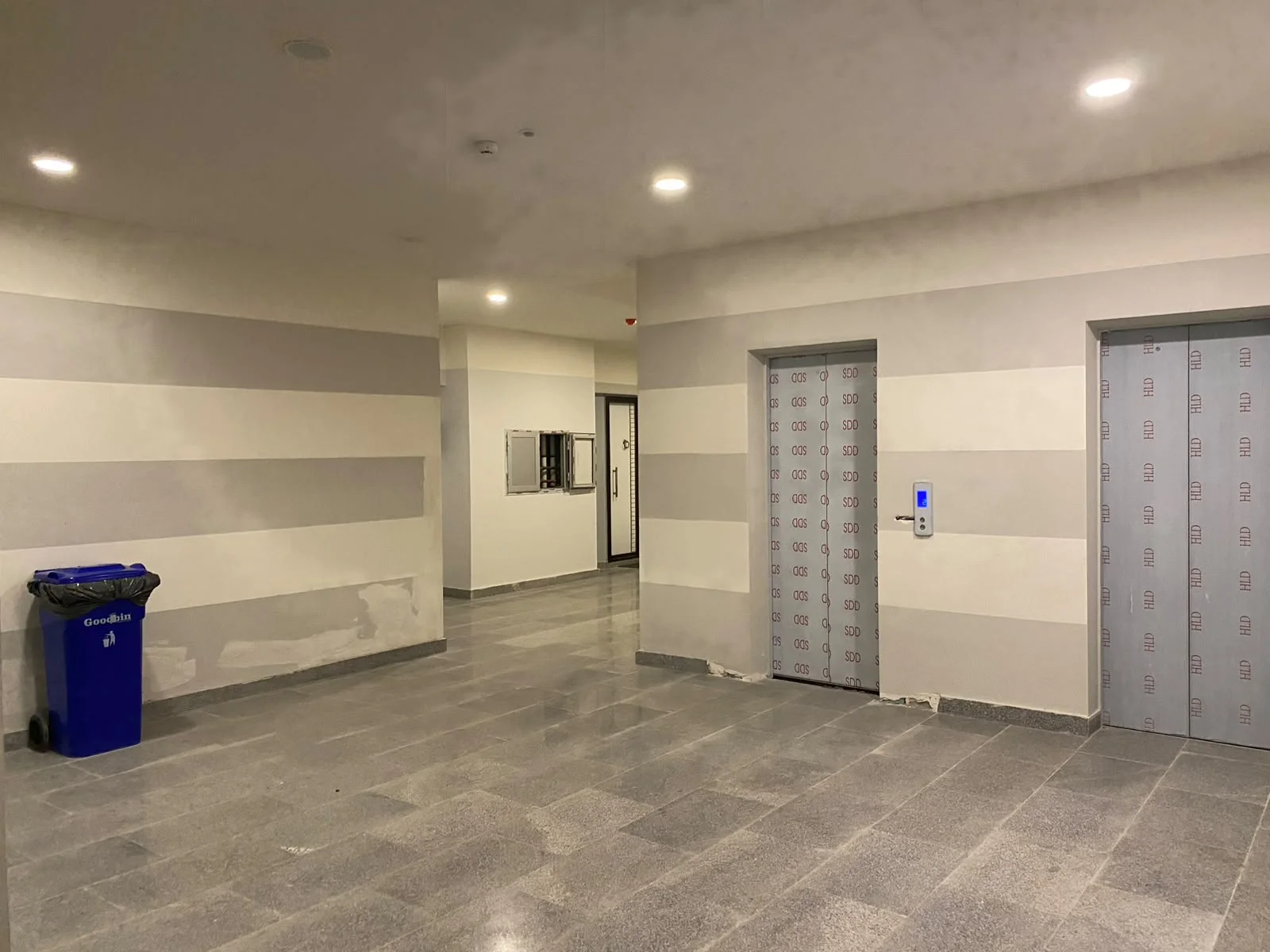 Kirayə 2 otaqlı Mənzil 102 m² Nəsimi r.