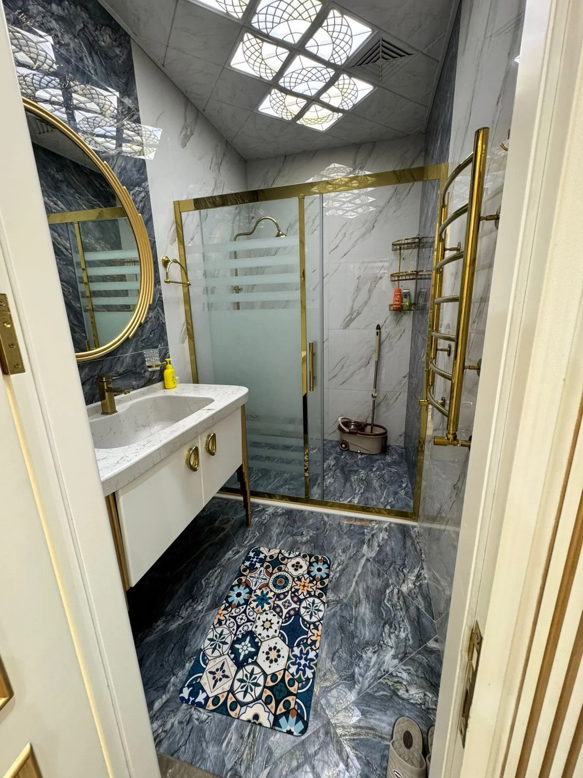 Kirayə 3 otaqlı Mənzil 145 m² Yasamal r. 8 Noyabr m. – şəkil 12