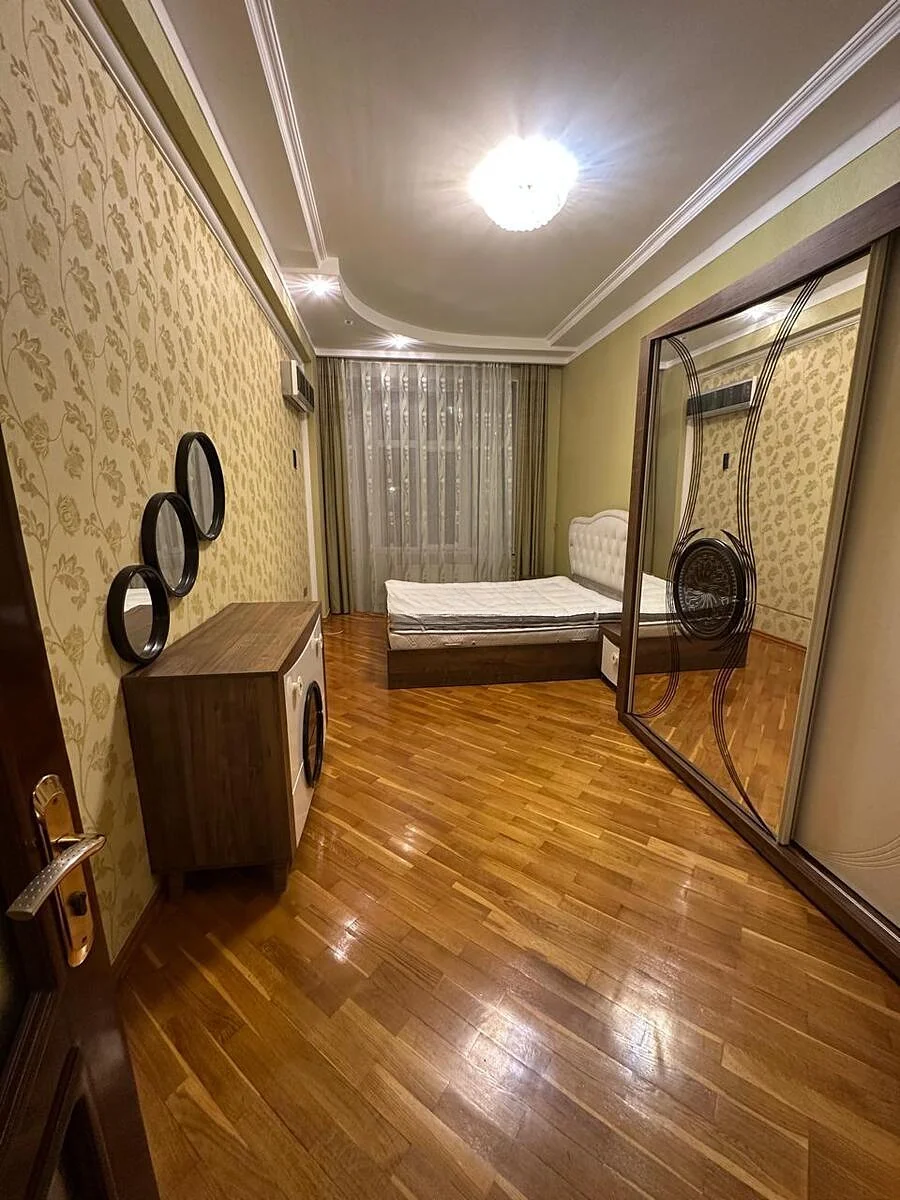 Kirayə 5 otaqlı Mənzil 221 m² Nəsimi r. 28 May m. – şəkil 10