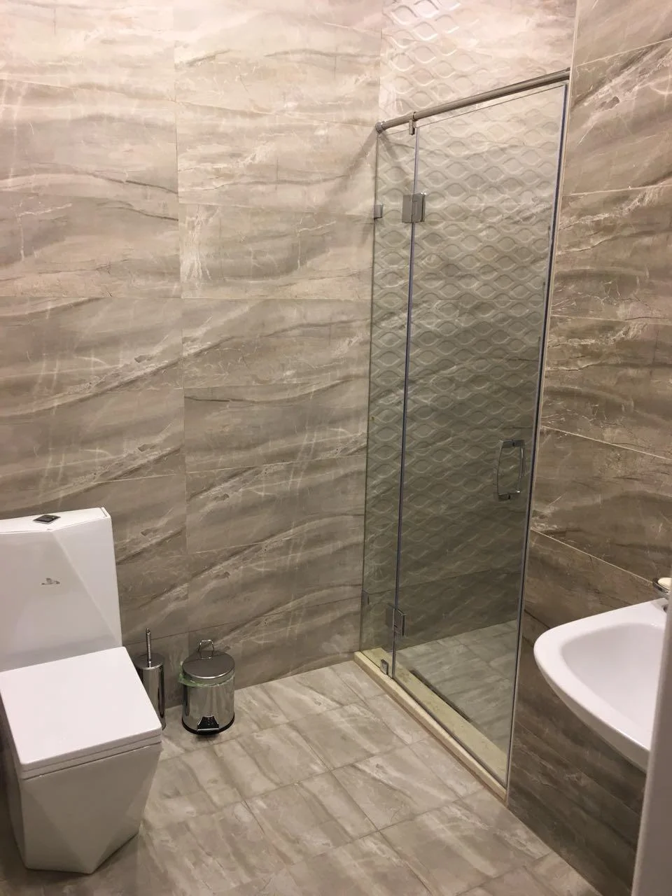Kirayə 3 otaqlı Mənzil 165 m² Səbail r.
