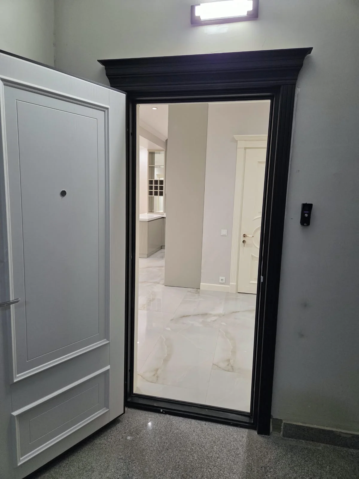Kirayə 3 otaqlı Mənzil 102 m² Nərimanov r.
