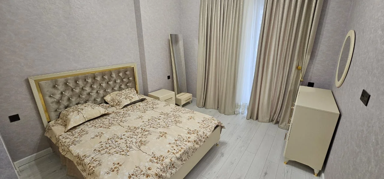 Kirayə 2 otaqlı Mənzil 65 m² Xətai r.