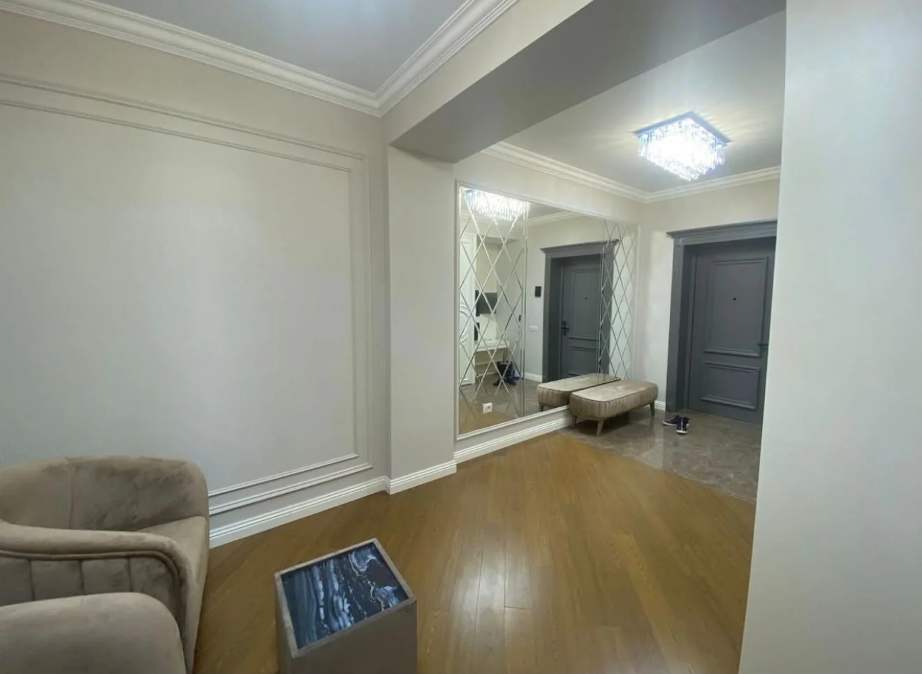 Kirayə 3 otaqlı Mənzil 180 m² Səbail r. – şəkil 12