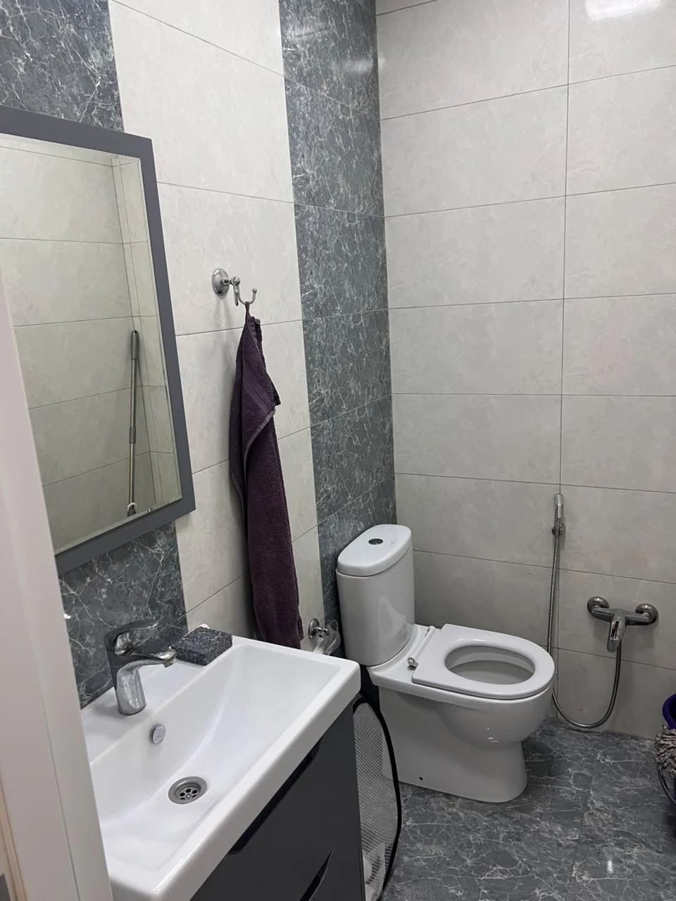 Kirayə 4 otaqlı Mənzil 180 m² Yasamal r.