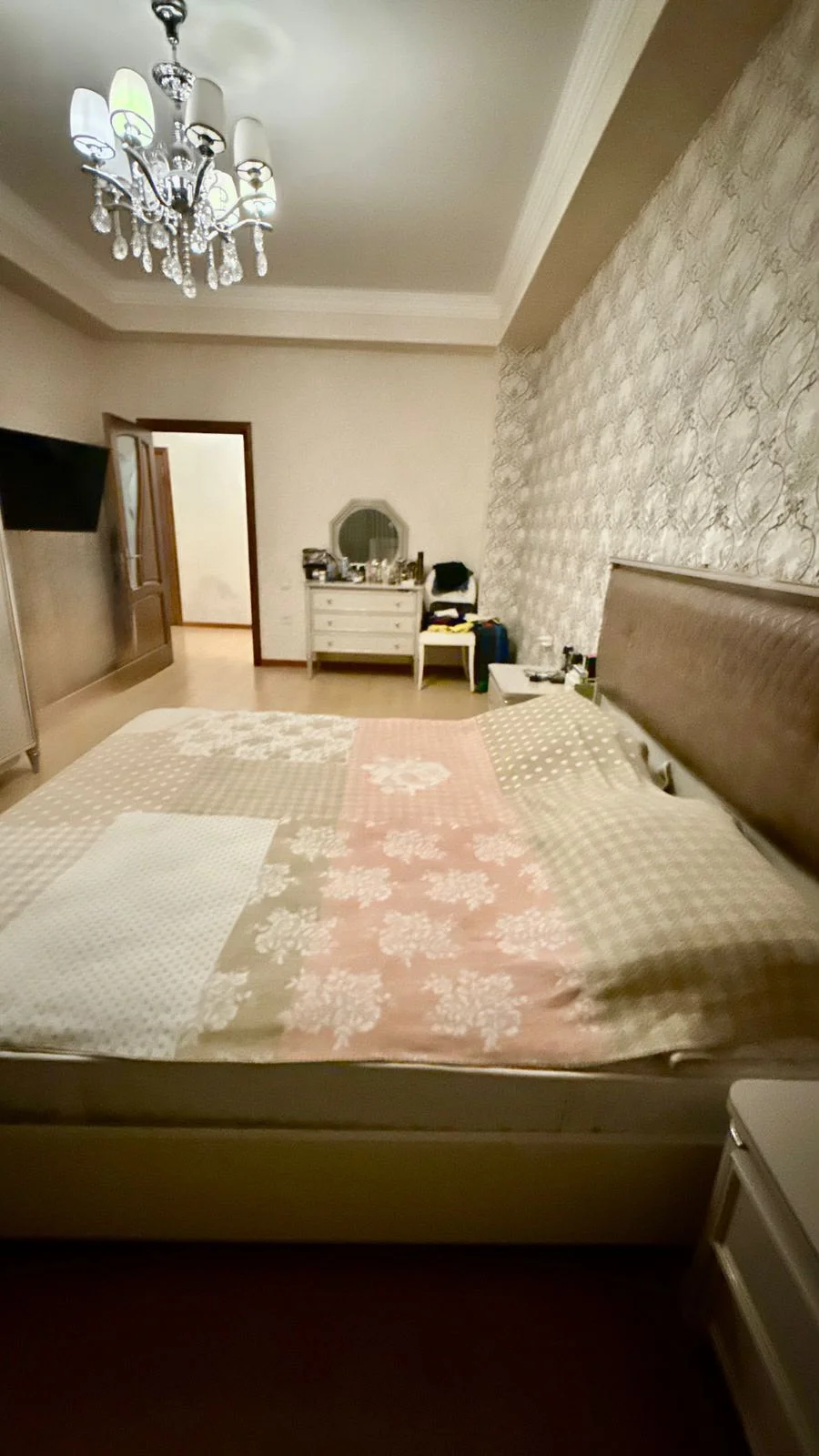 Kirayə 3 otaqlı Mənzil 185 m² Nəsimi r.