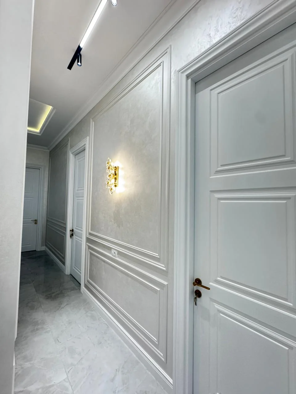 Kirayə 3 otaqlı Mənzil 120 m² Xətai r.