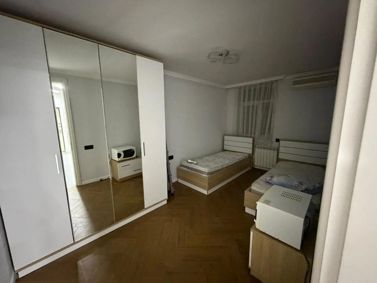 Kirayə 3 otaqlı Mənzil 100 m² Səbail r. Sahil m. – şəkil 6