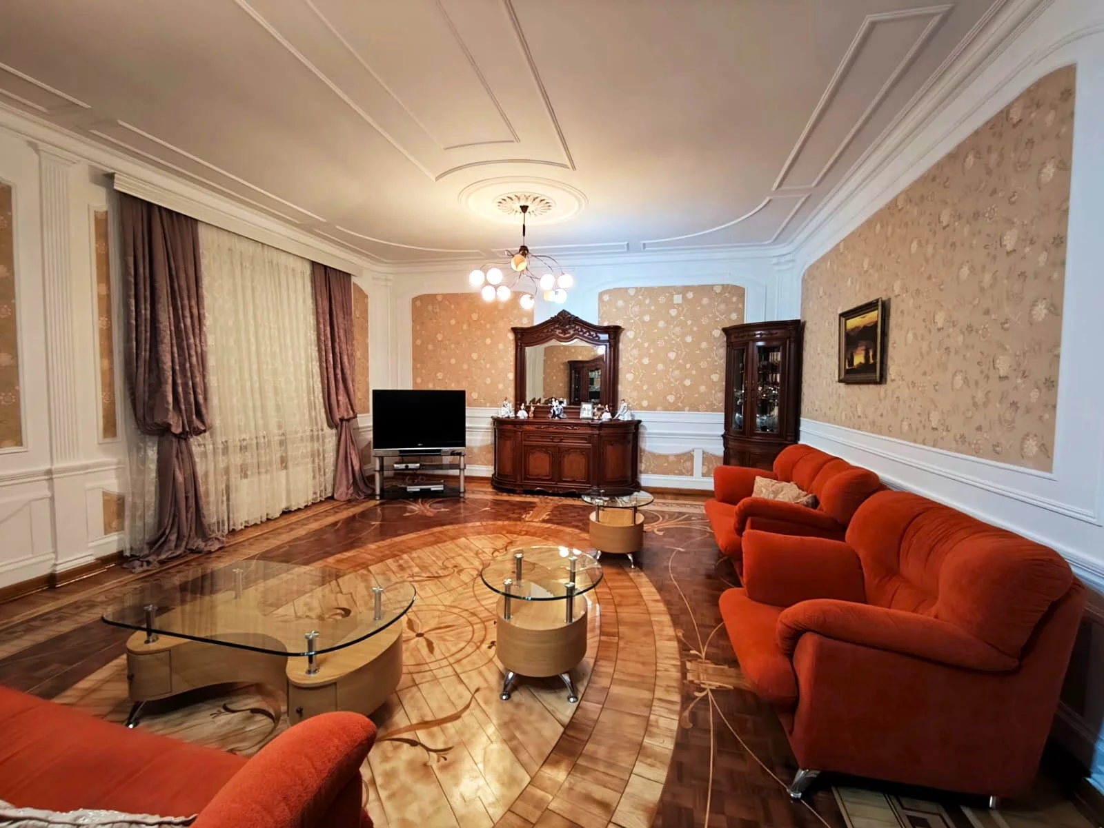 Kirayə 4 otaqlı Mənzil 200 m² Nəsimi r.