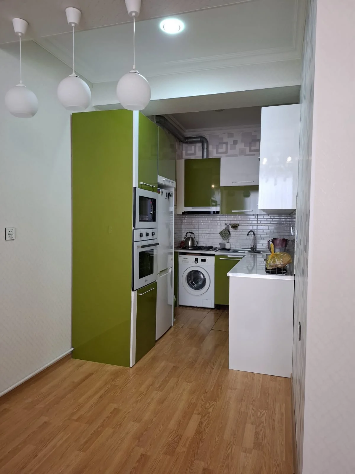 Kirayə 2 otaqlı Mənzil 70 m² Nizami r.