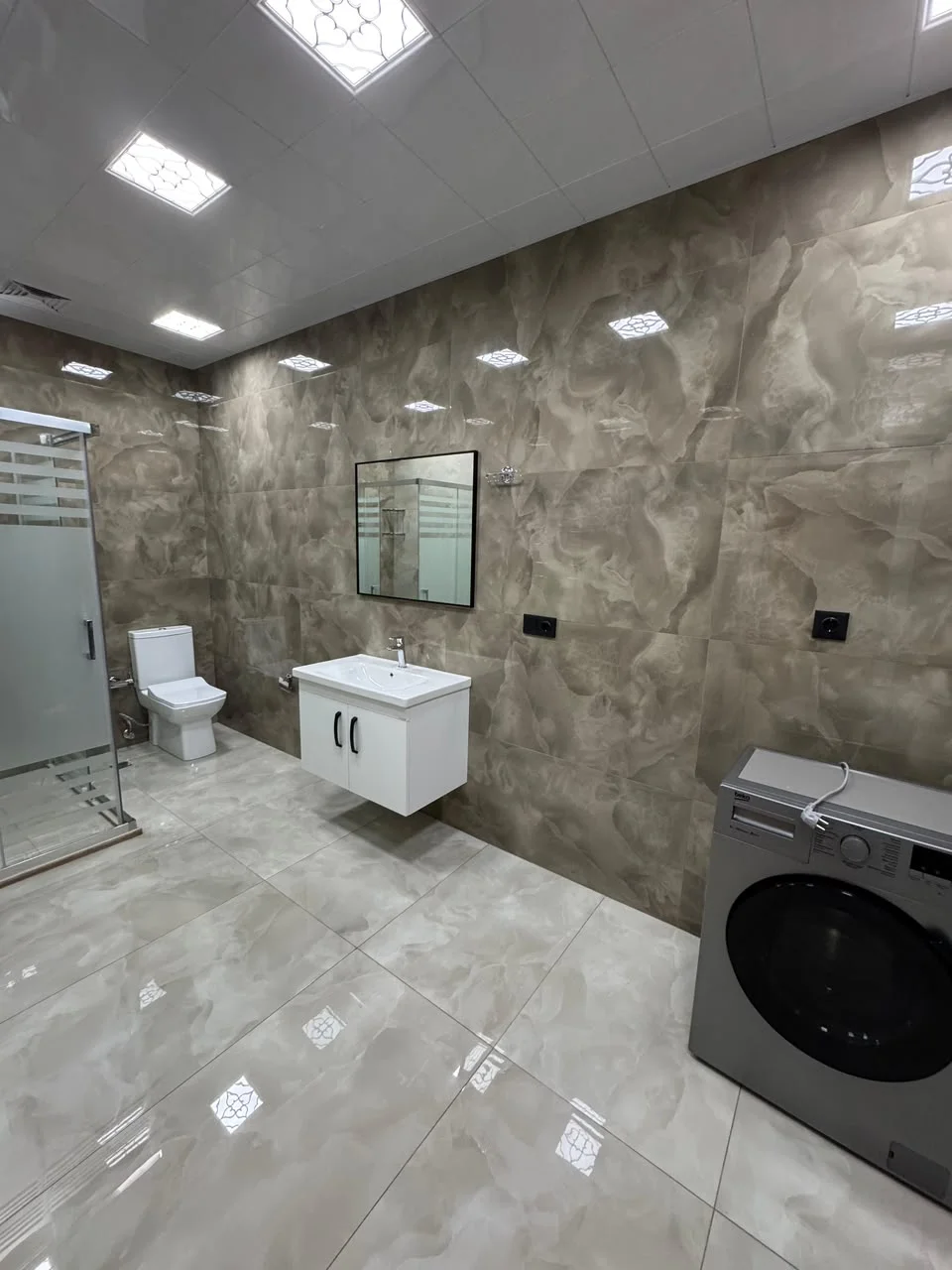 Kirayə 3 otaqlı Mənzil 155 m² Nəsimi r. – şəkil 8