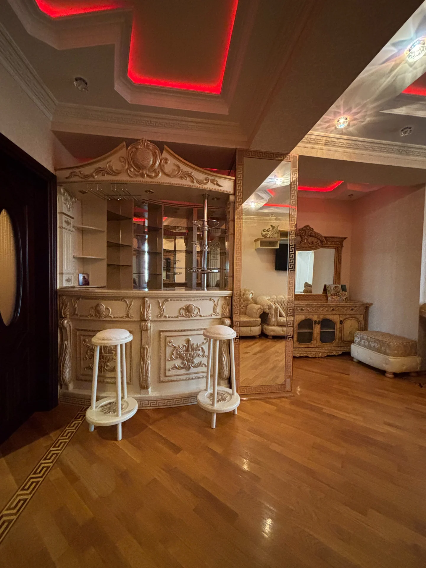 Kirayə 1500 otaqlı Mənzil 160 m² Xətai r. Şah İsmayıl Xətai m. – şəkil 19