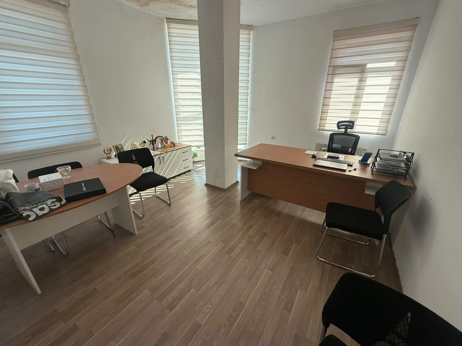 Kirayə 3 otaqlı Ofis 100 m² Binəqədi r. Memar Əcəmi m. – şəkil 1