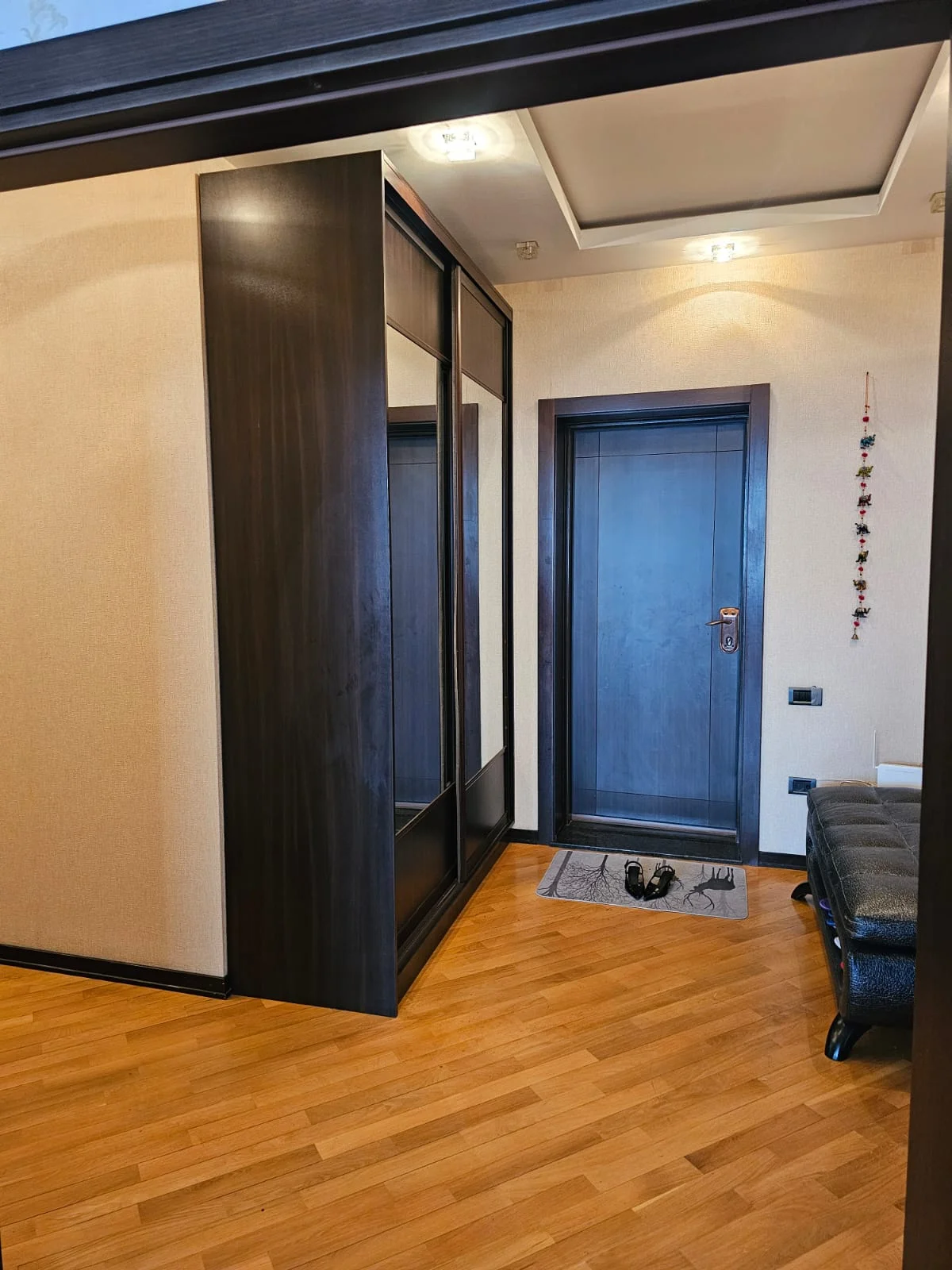 Kirayə 2 otaqlı Mənzil 100 m² Yasamal r. Elmlər Akademiyası m. – şəkil 10