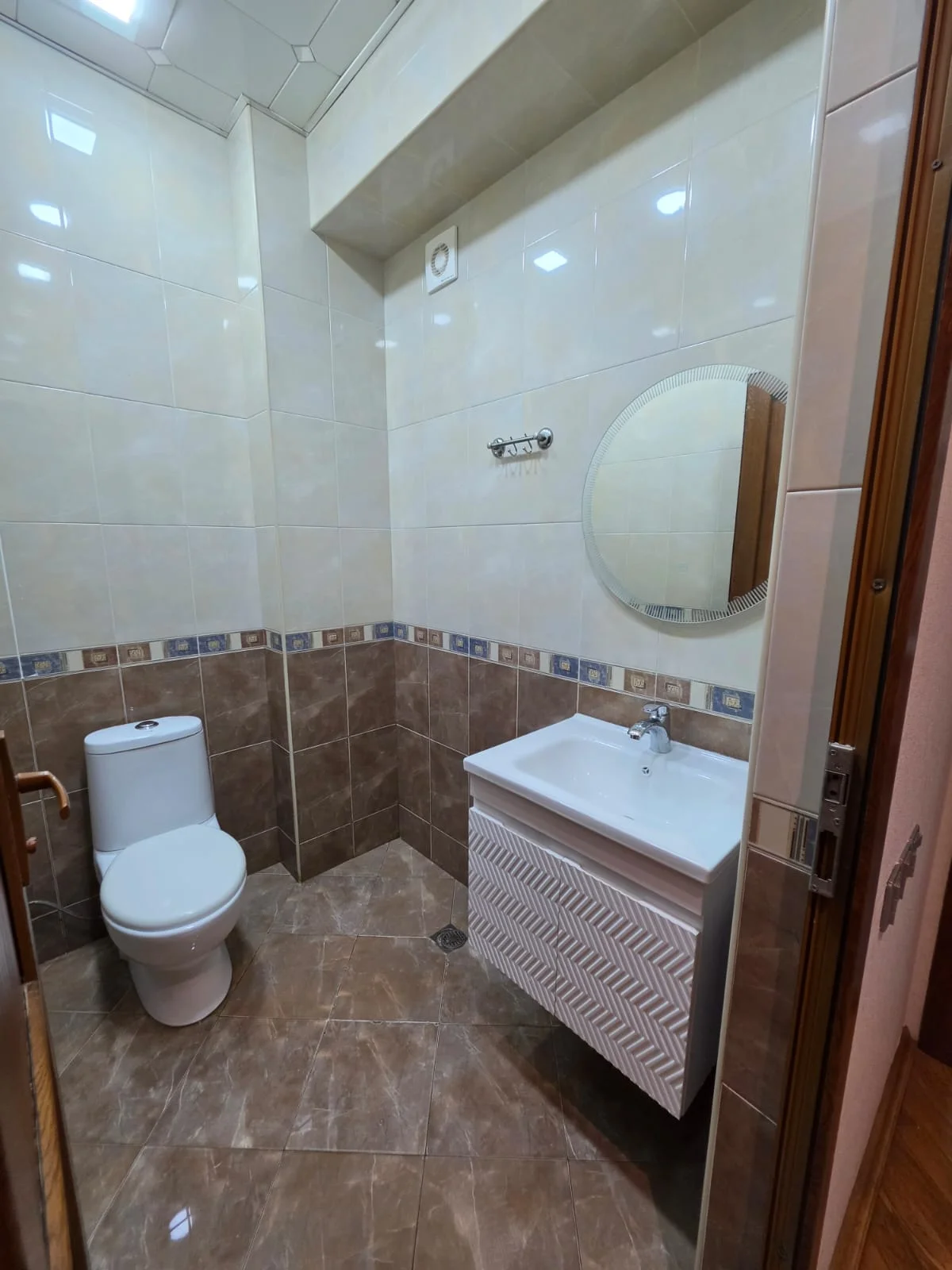 Kirayə 2 otaqlı Mənzil 95 m² Binəqədi r.