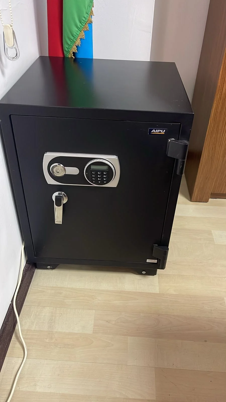 Kirayə 5 otaqlı Ofis 200 m² Xətai r.