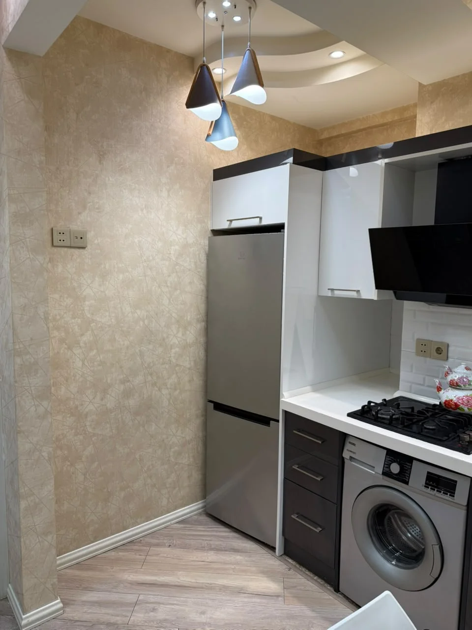 Kirayə 2 otaqlı Mənzil 65 m² Binəqədi r.