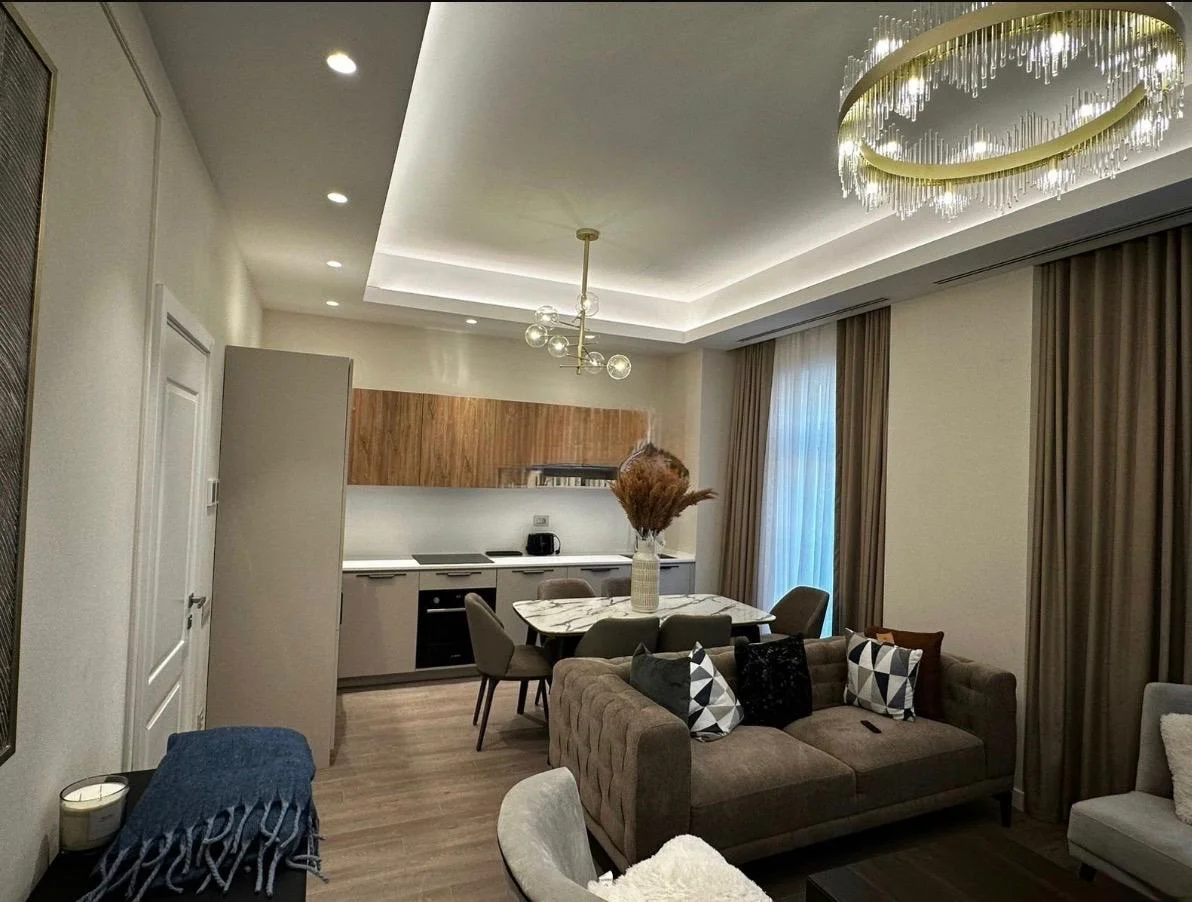 Kirayə 3 otaqlı Mənzil 110 m² Xətai r.