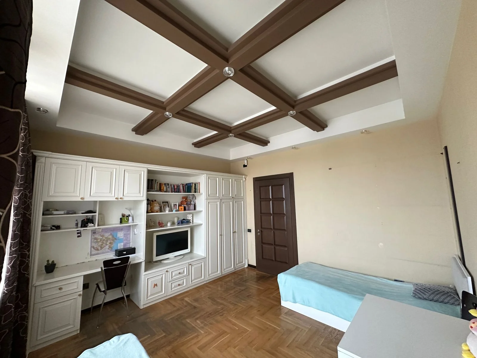 Kirayə 3 otaqlı Mənzil 160 m² Nəsimi r.