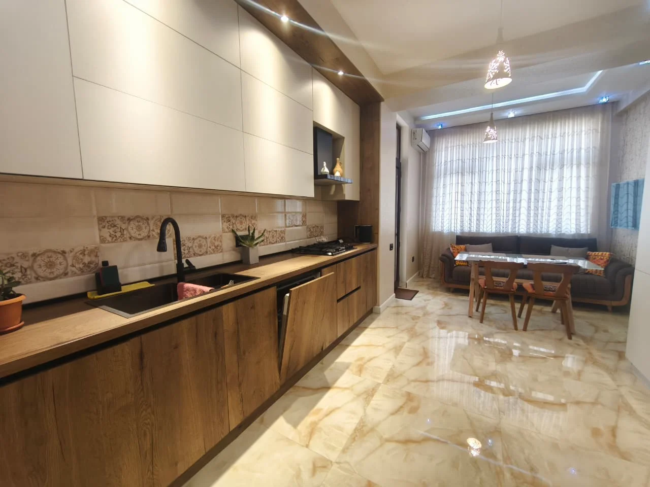 Kirayə 3 otaqlı Mənzil 140 m² Nəsimi r. 28 May m. – şəkil 18