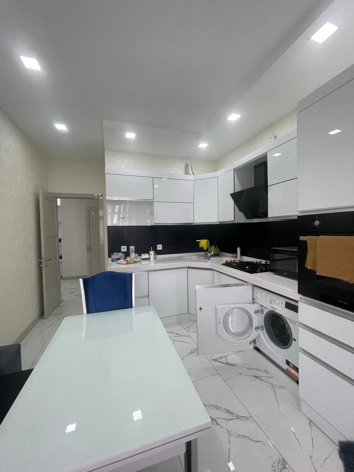 Kirayə 3 otaqlı Mənzil 110 m² Nəsimi r. – şəkil 8