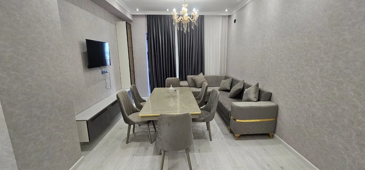 Kirayə 2 otaqlı Mənzil 65 m² Xətai r.