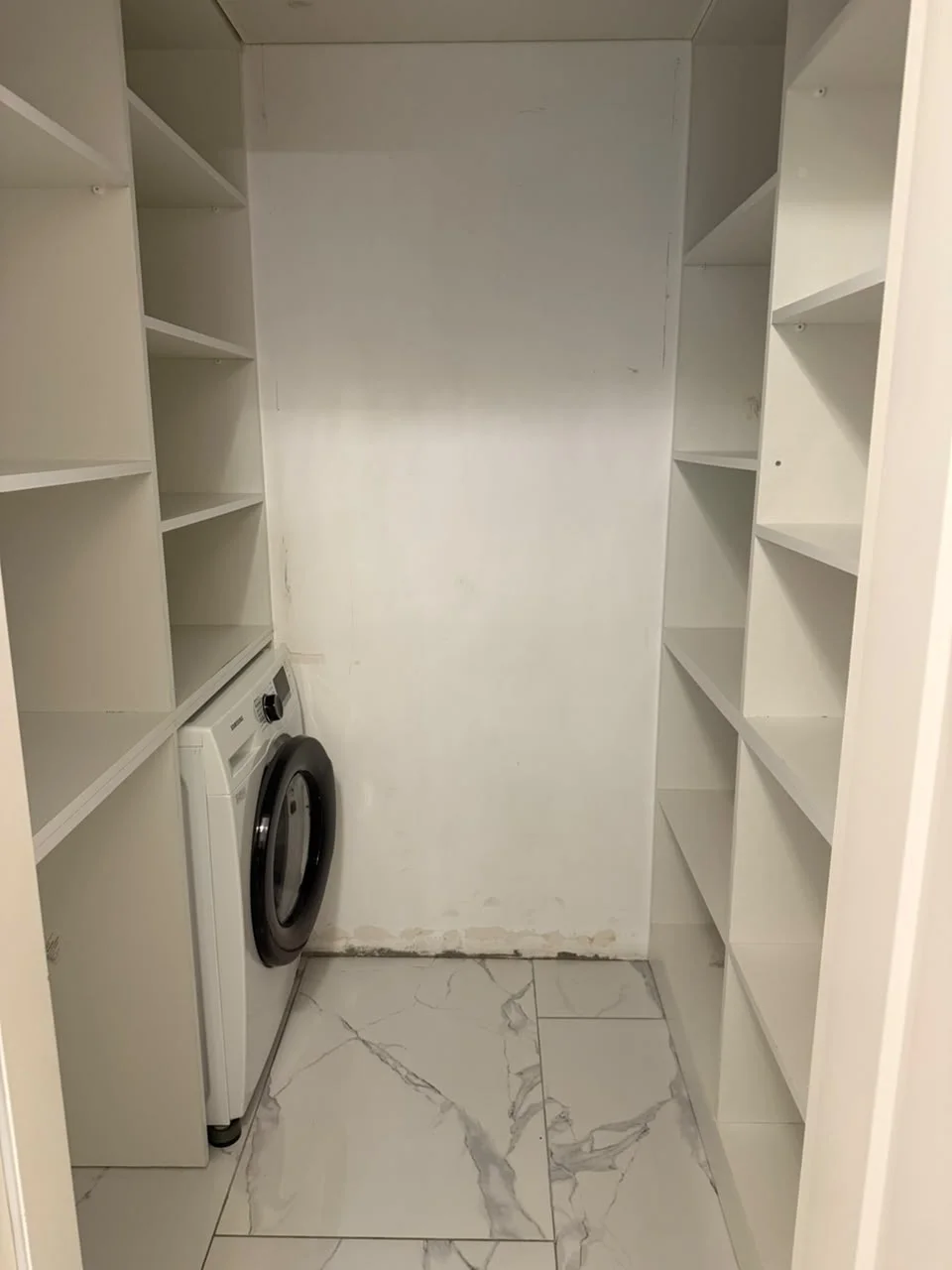 Kirayə 3 otaqlı Mənzil 150 m² Yasamal r.