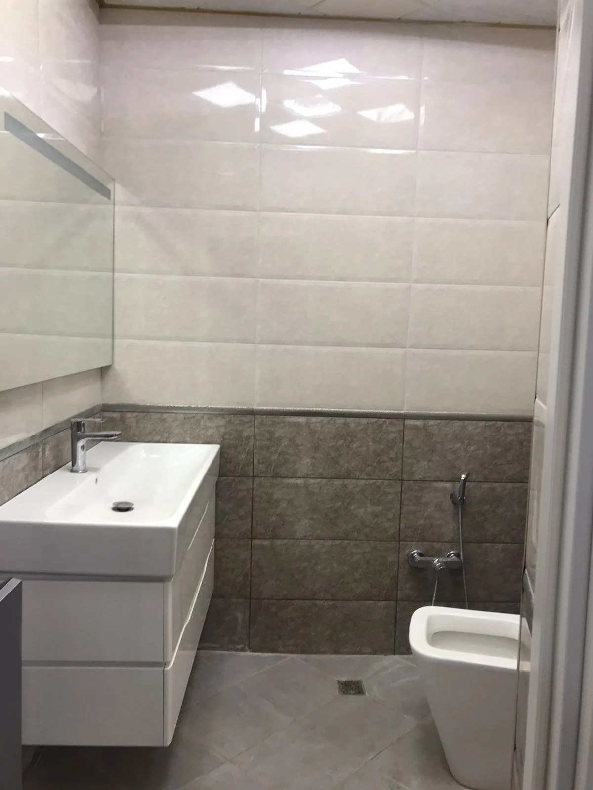 Kirayə 5 otaqlı Ofis 250 m² Nərimanov r.