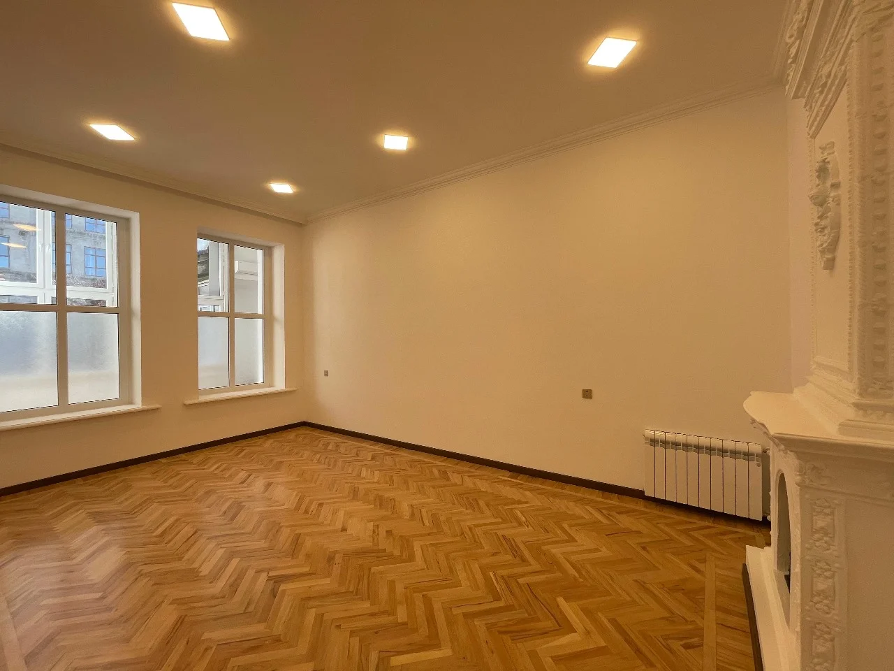 Kirayə 3 otaqlı Ofis 110 m² Nəsimi r.