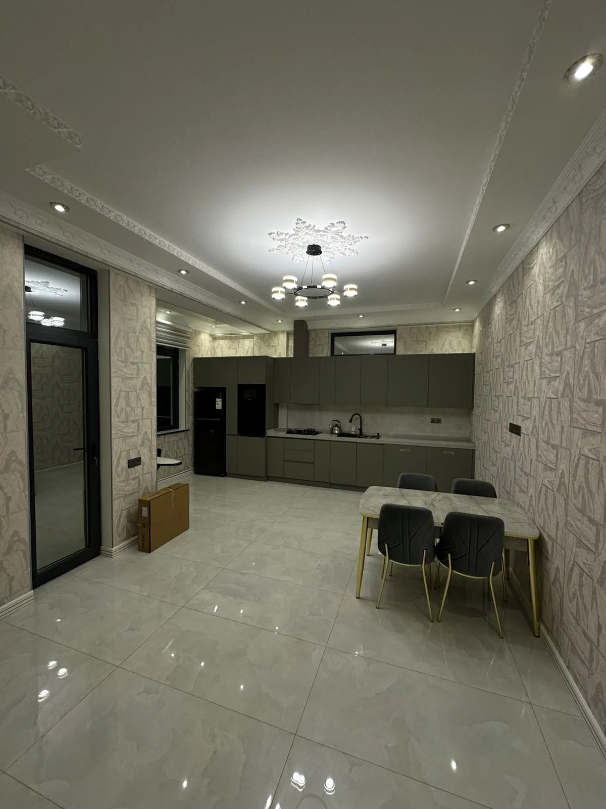 Satılır 3 otaqlı Mənzil 136 m² Nəsimi r.