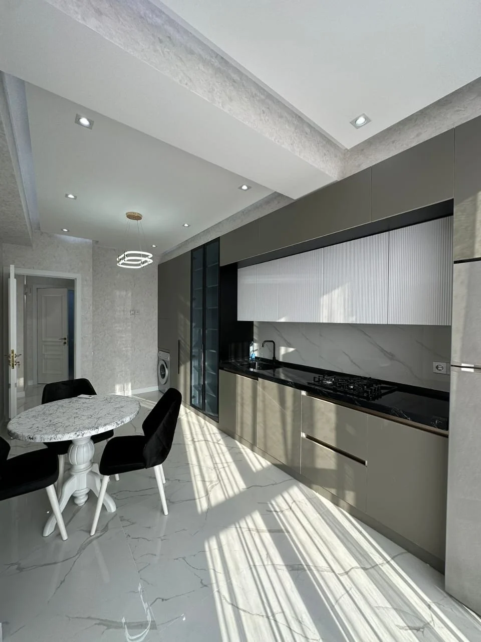 Kirayə 3 otaqlı Mənzil 130 m² Nərimanov r. – şəkil 6