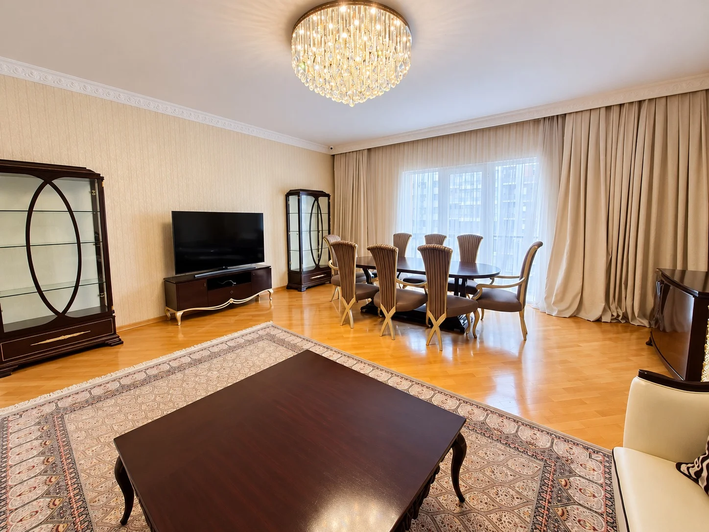 Kirayə 3 otaqlı Mənzil 150 m² Nəsimi r. 28 May m. – şəkil 3