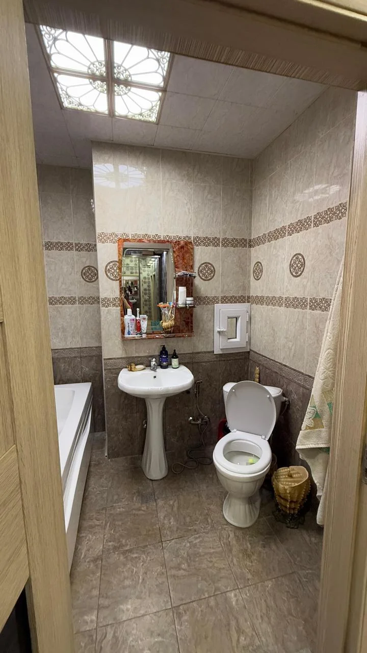 Kirayə 2 otaqlı Mənzil 70 m² Nərimanov r. – şəkil 10
