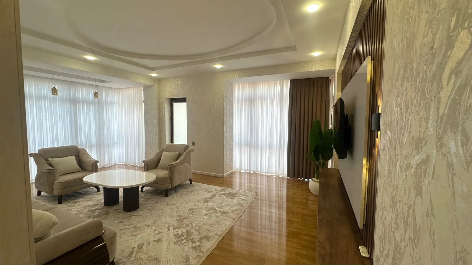Kirayə 4 otaqlı Mənzil 170 m² Səbail r. Bayıl q. Sahil m. – şəkil 5