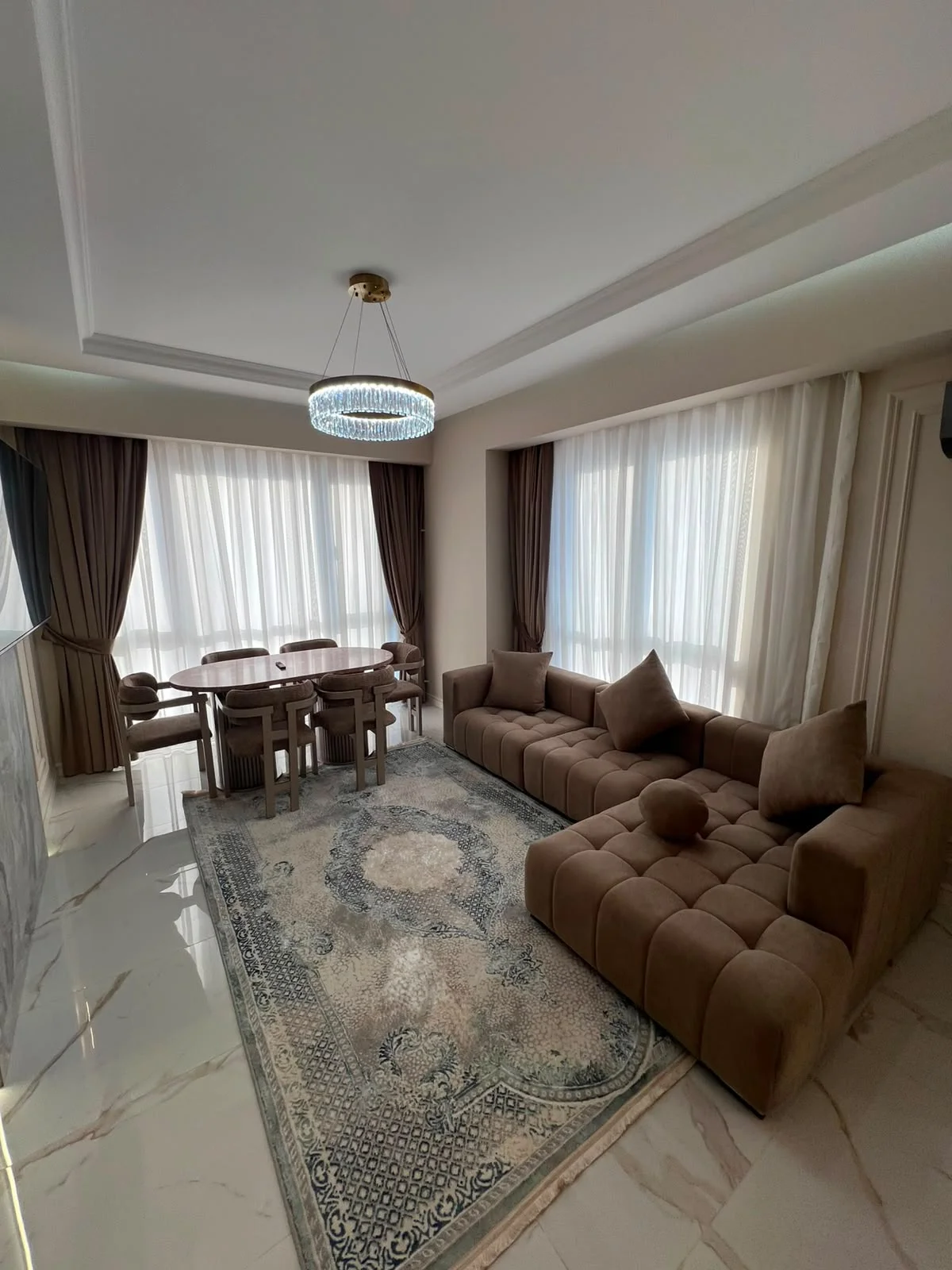 Kirayə 3 otaqlı Mənzil 95 m² Nərimanov r.