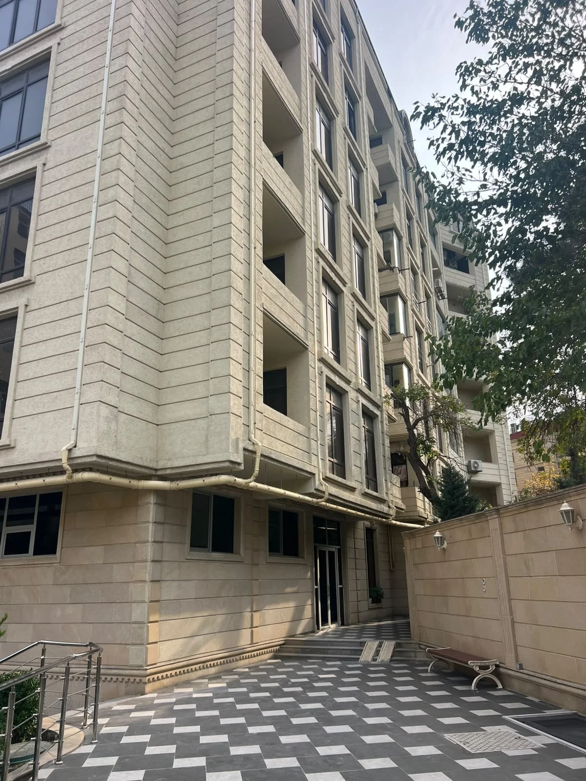 Satılır 4 otaqlı Mənzil 168 m² Nərimanov r. – şəkil 2