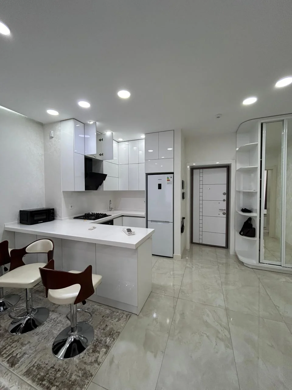 Kirayə 2 otaqlı Mənzil 65 m² Yasamal r. – şəkil 6