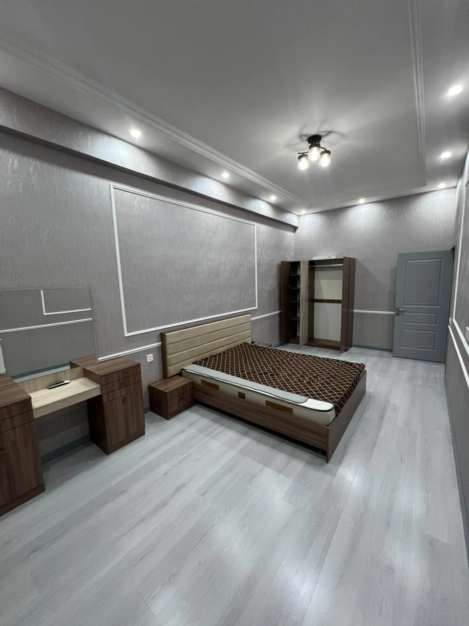 Kirayə 4 otaqlı Mənzil 180 m² Yasamal r. – şəkil 10