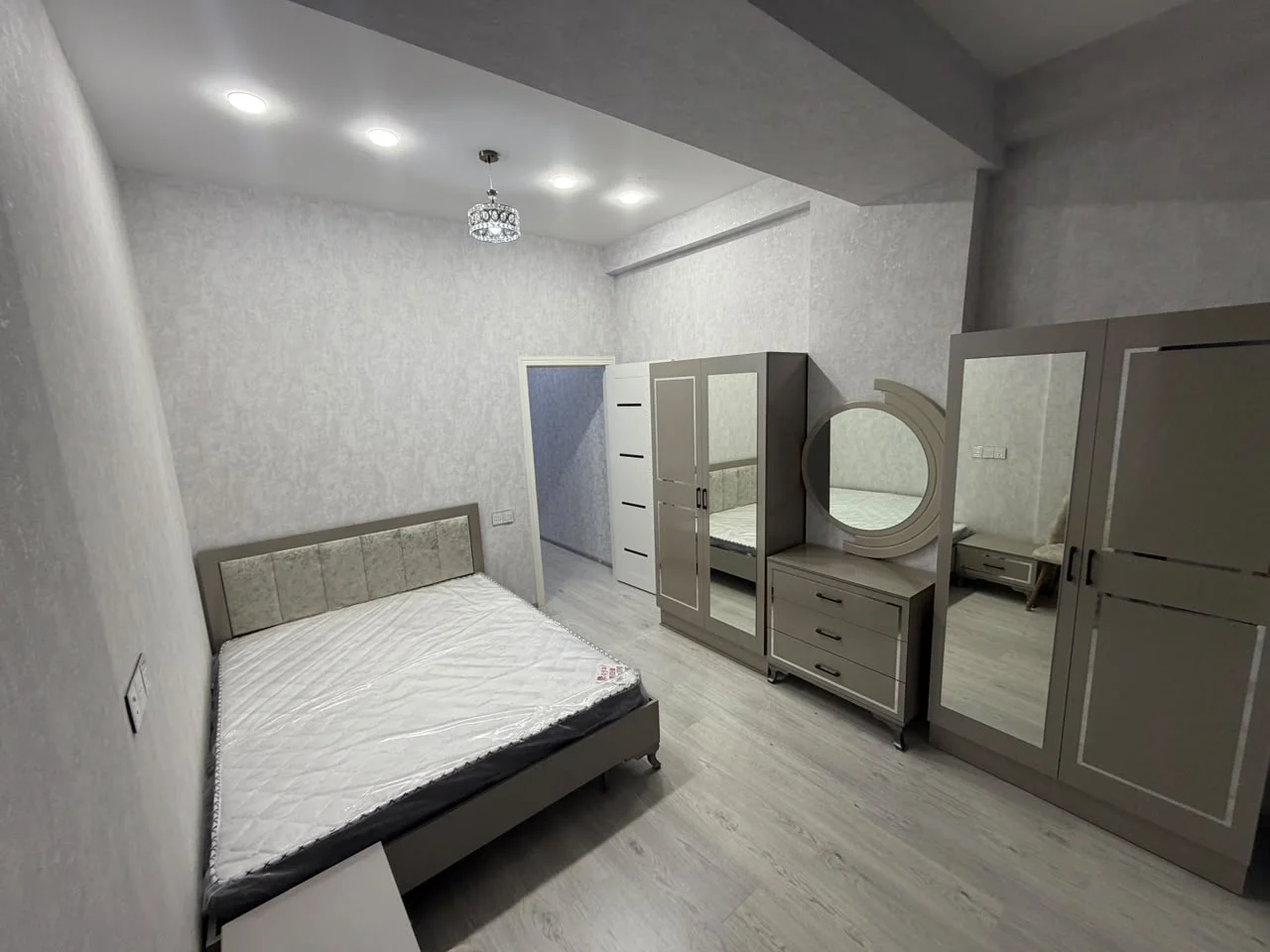 Kirayə 3 otaqlı Mənzil 75 m² Nərimanov r.