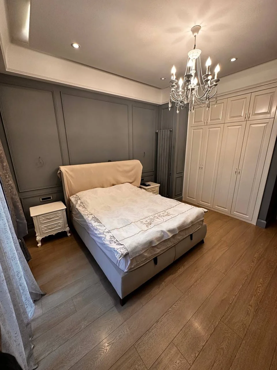 Kirayə 2 otaqlı Mənzil 85 m² Xətai r.