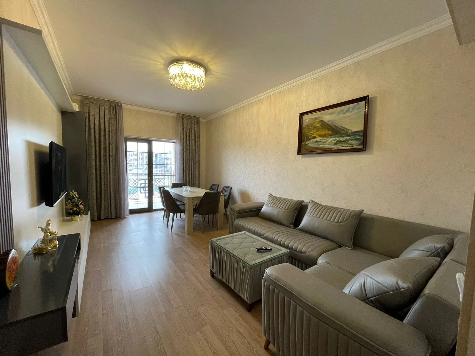 Kirayə 3 otaqlı Mənzil 120 m² Nəsimi r.
