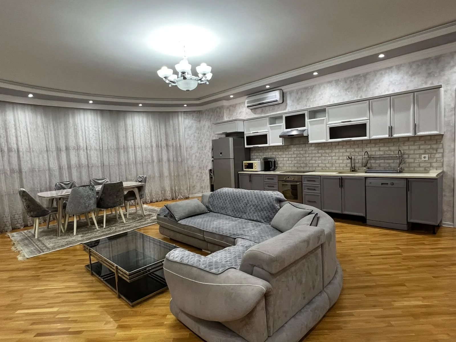 Kirayə 3 otaqlı Mənzil 123 m² Nəsimi r. 28 May m. – şəkil 3