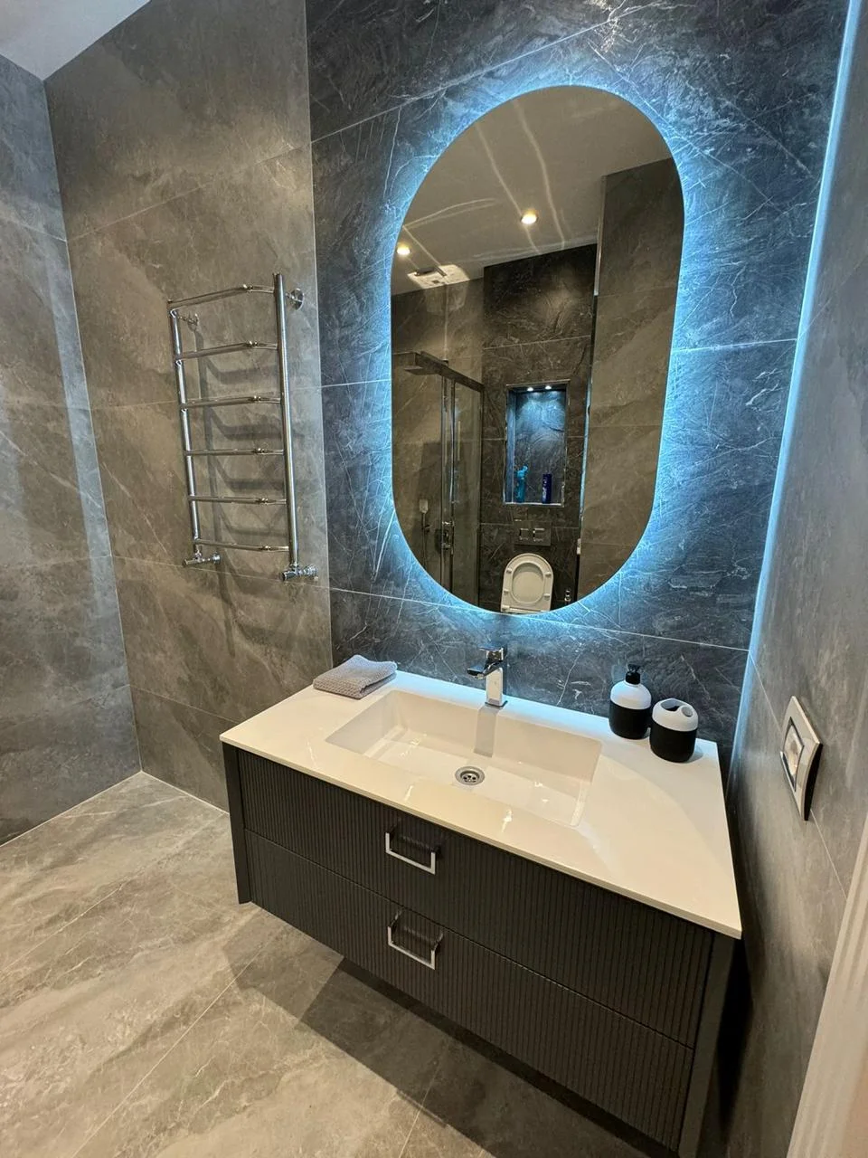 Kirayə 3 otaqlı Mənzil 120 m² Xətai r.